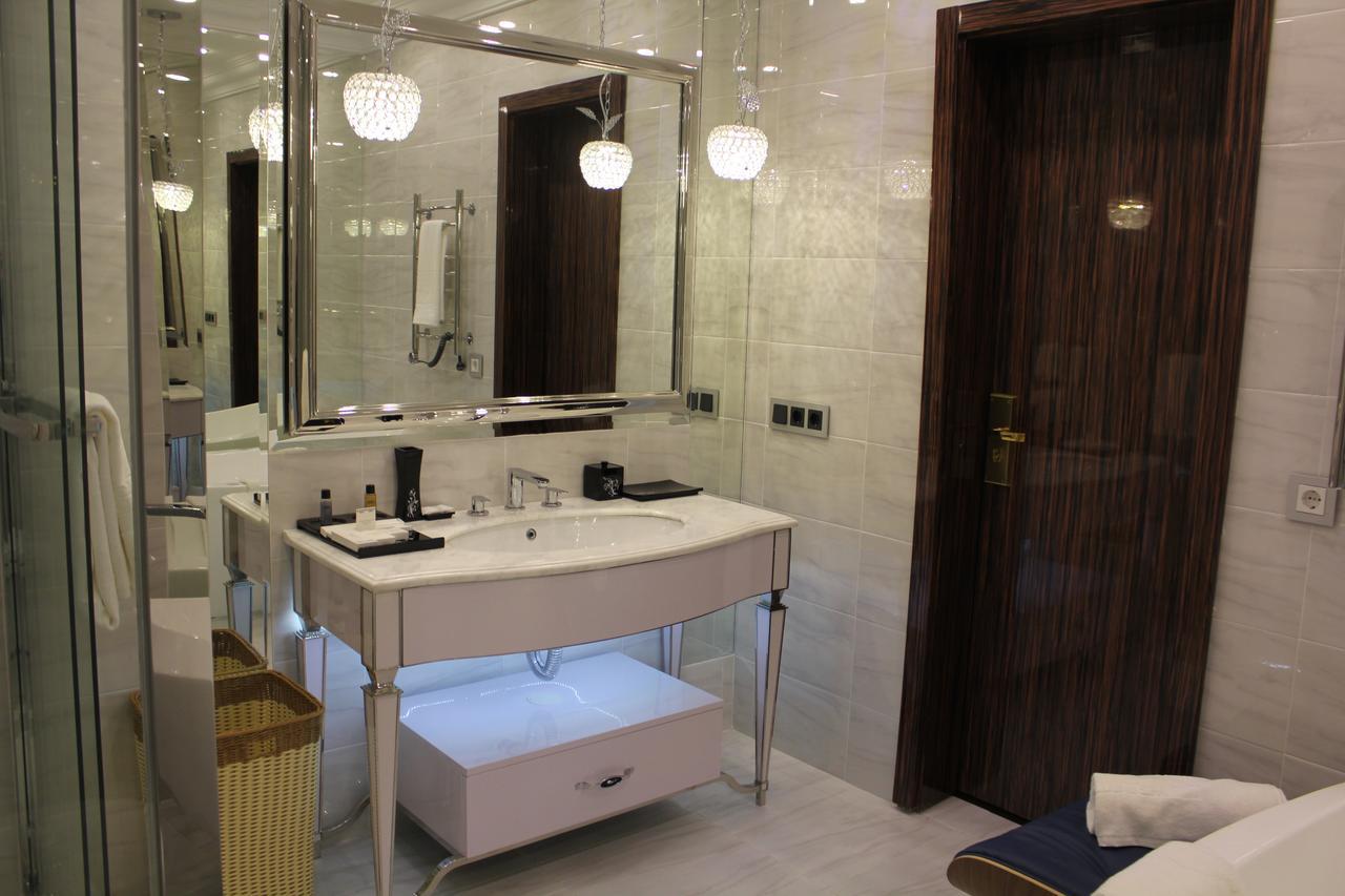 Boutique Hotel Health Club&Spa Grand Prix Астана Екстериор снимка