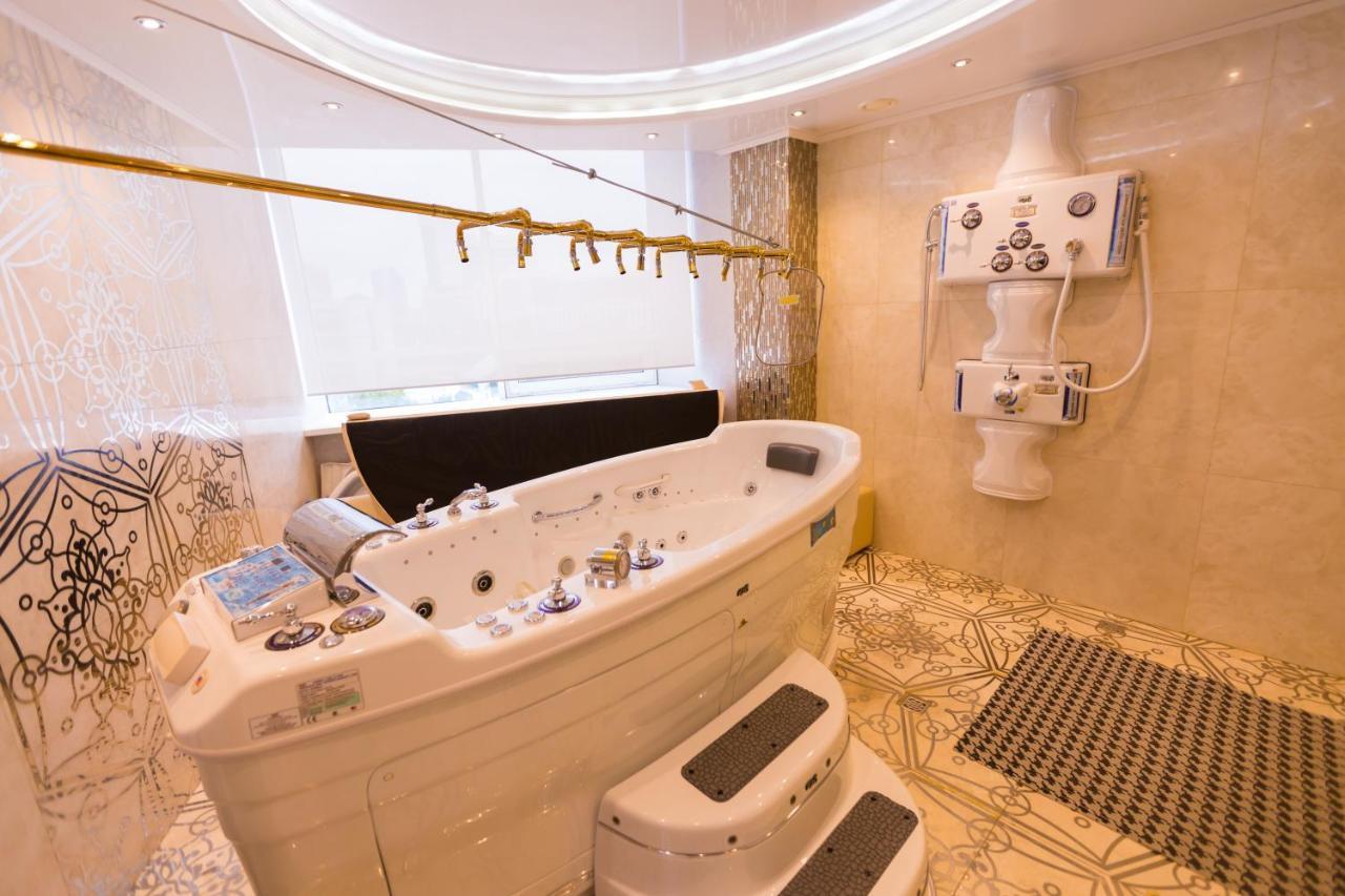 Boutique Hotel Health Club&Spa Grand Prix Астана Екстериор снимка