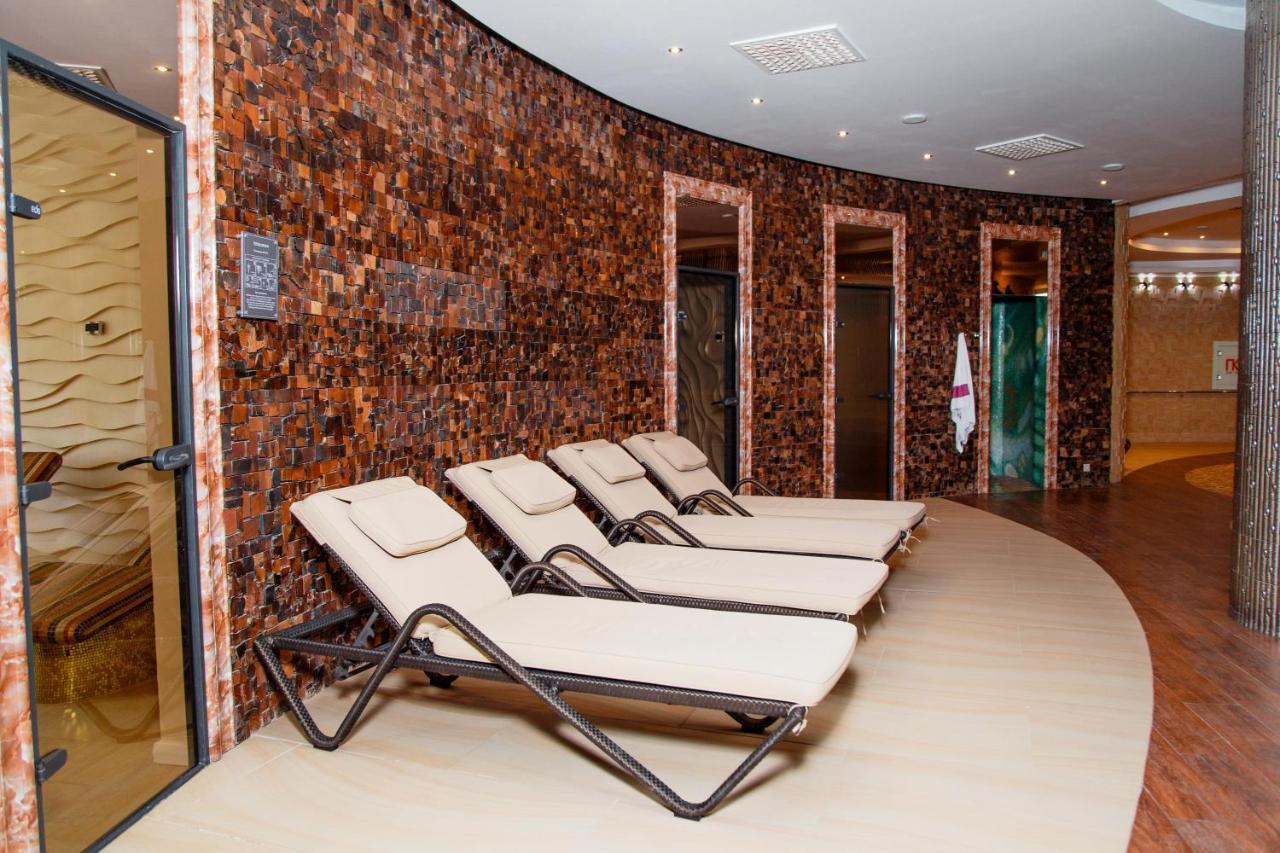 Boutique Hotel Health Club&Spa Grand Prix Астана Екстериор снимка