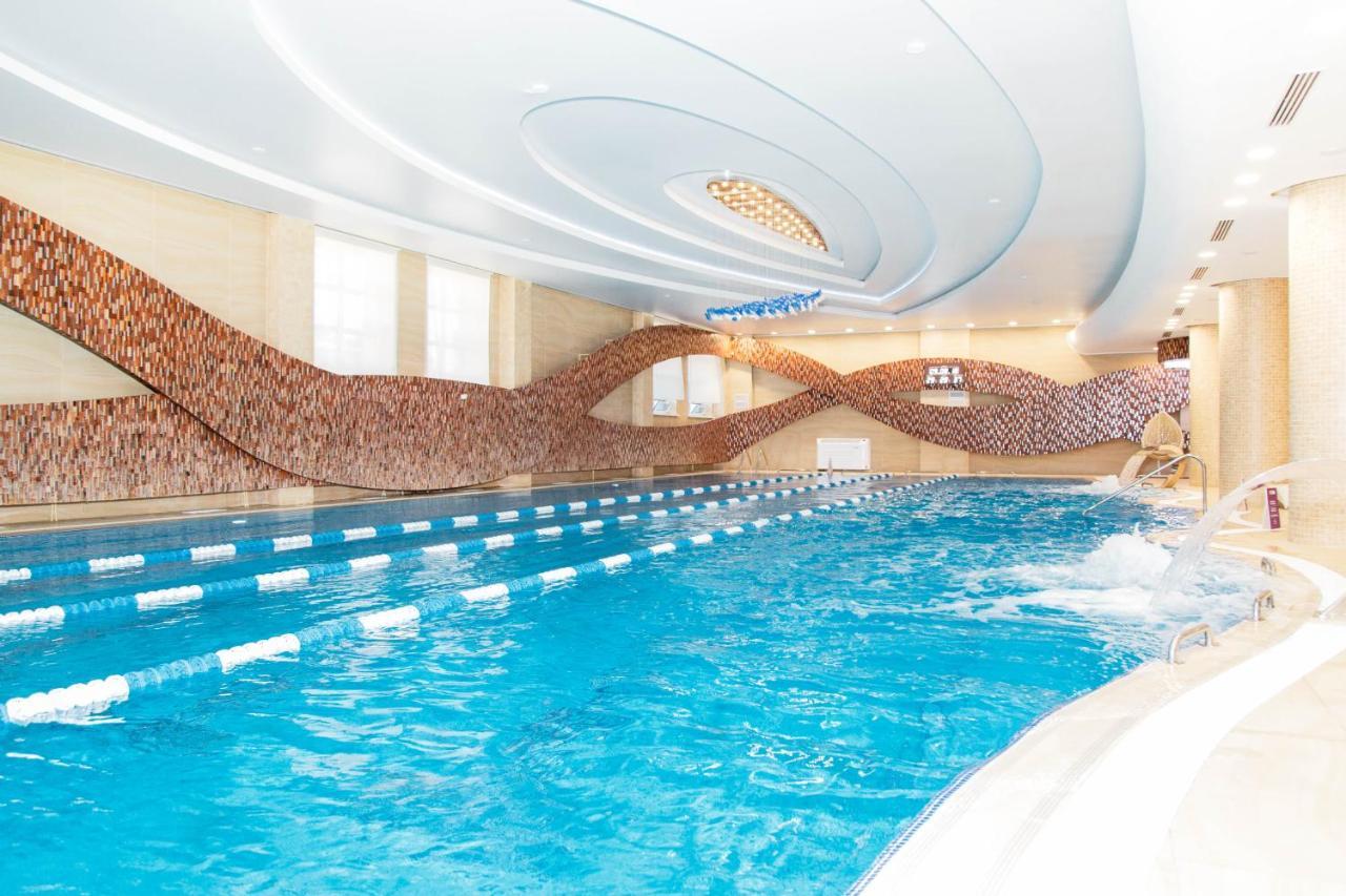 Boutique Hotel Health Club&Spa Grand Prix Астана Екстериор снимка