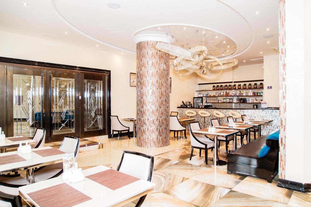 Boutique Hotel Health Club&Spa Grand Prix Астана Екстериор снимка