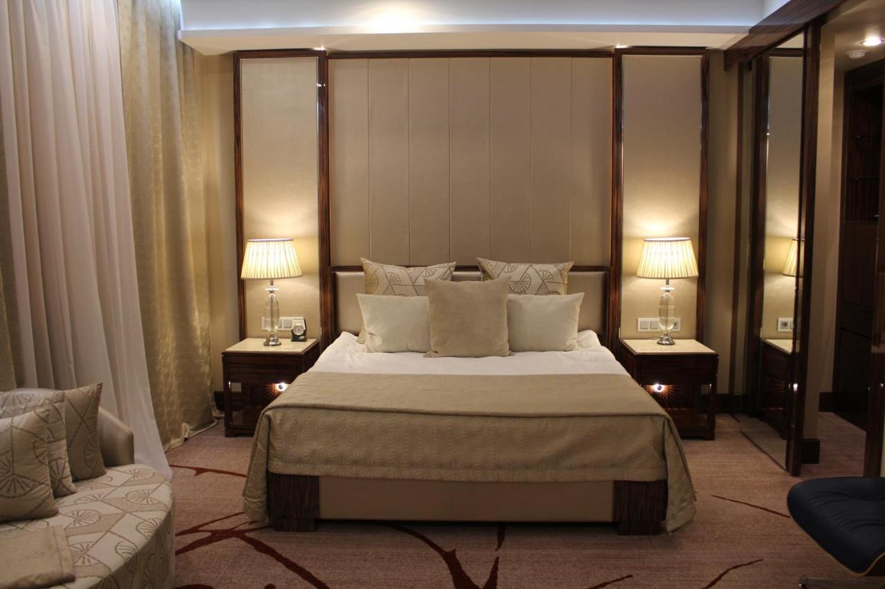 Boutique Hotel Health Club&Spa Grand Prix Астана Екстериор снимка
